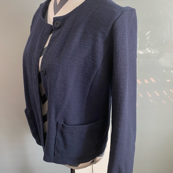 Blazer - Picture 2 of 4